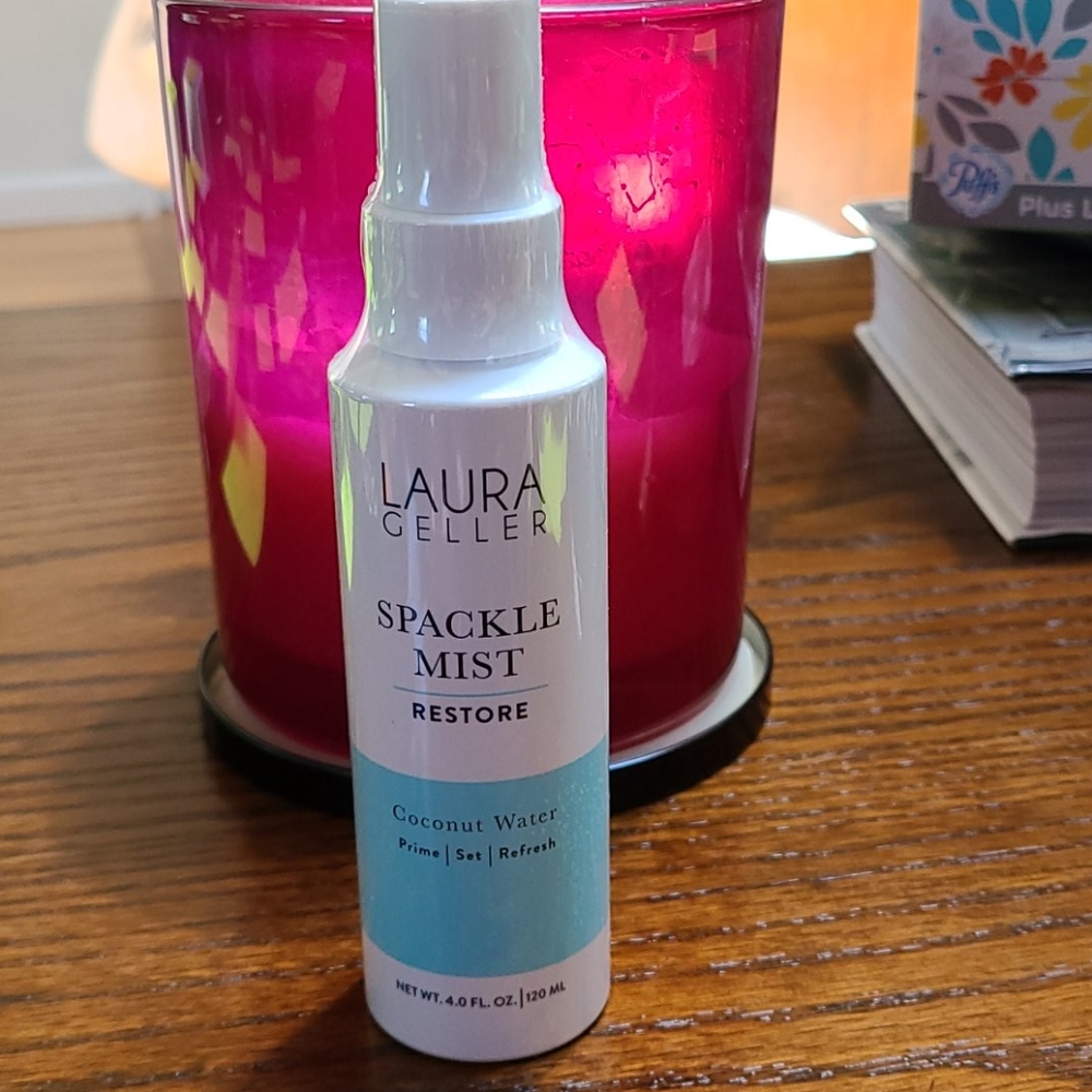 Laura Geller Spackle Mist